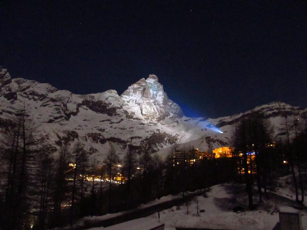 Cervino Valley House Rododendro بيريوِل تْشيرفينيا الغرفة الصورة